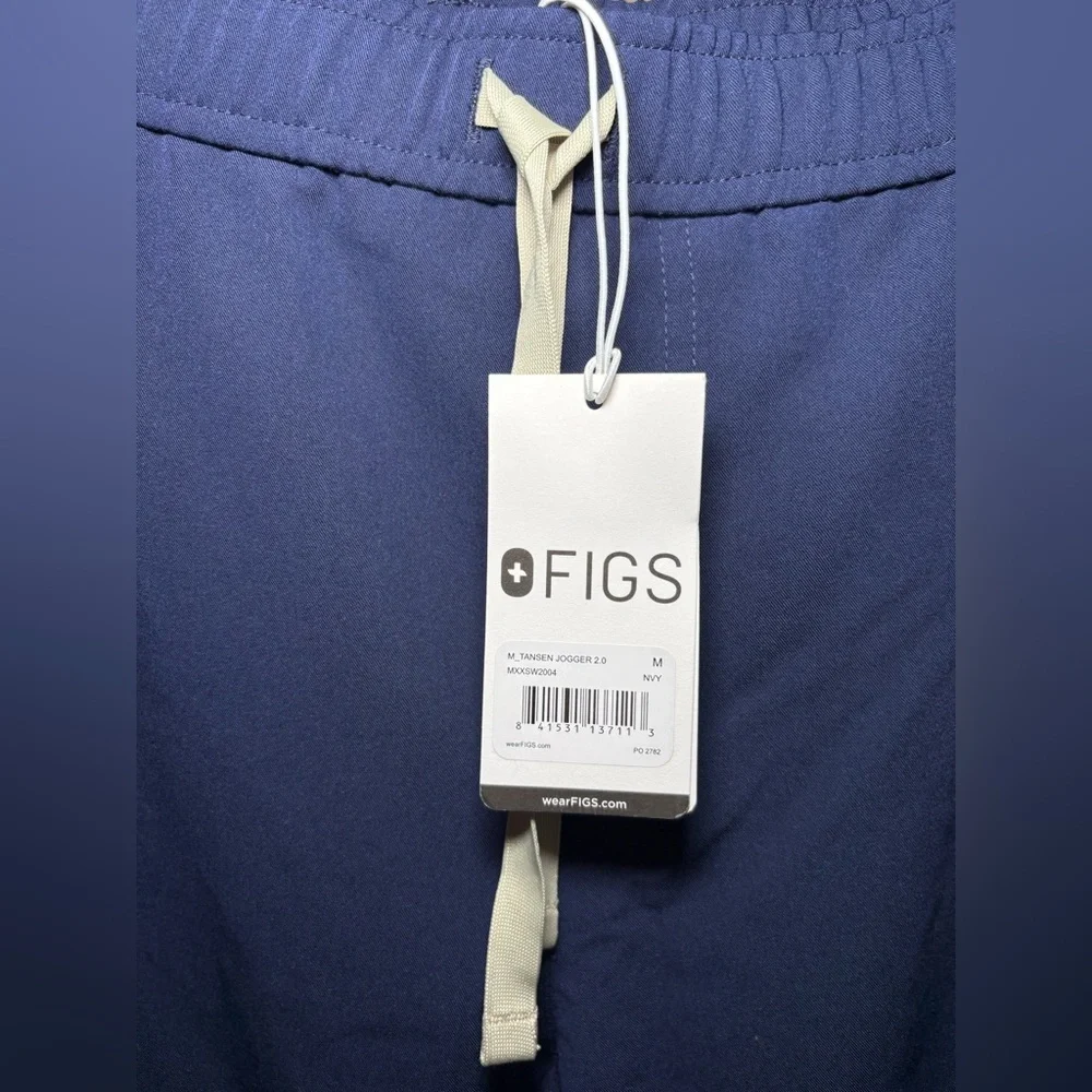NWT - Figs Tansen Jogger Scrub Pants in Navy - Size M (Regular)